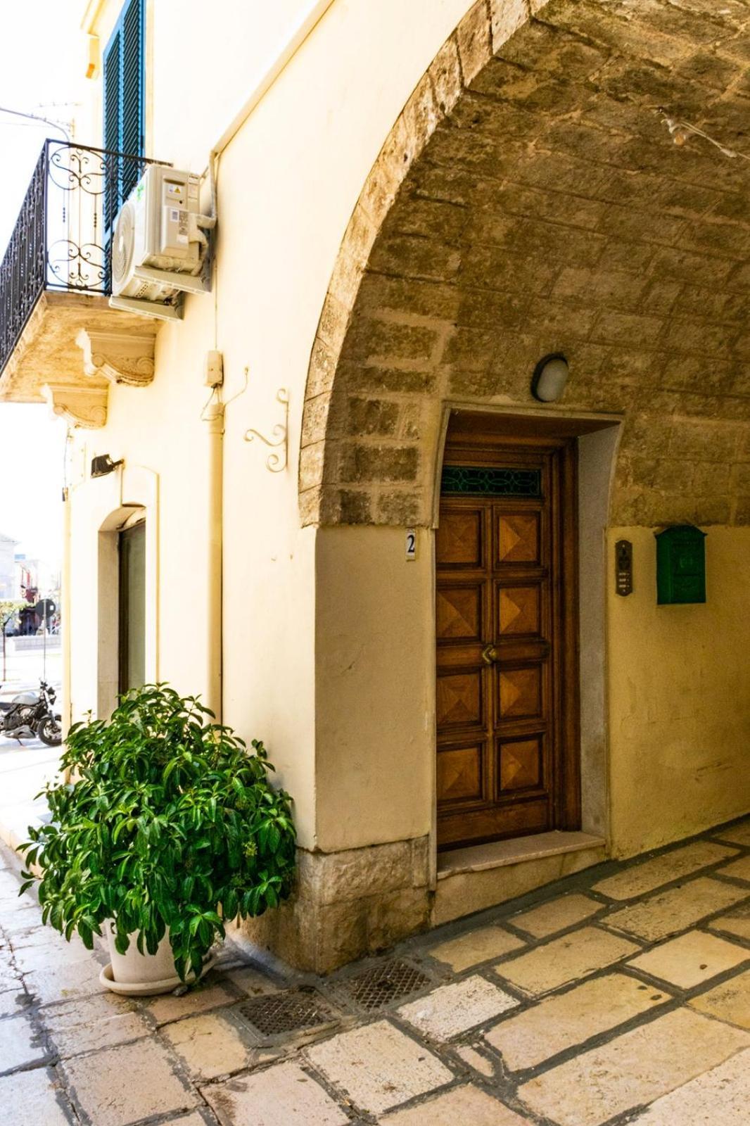 شقة Palazzo Vaaz مولا دي باري المظهر الخارجي الصورة